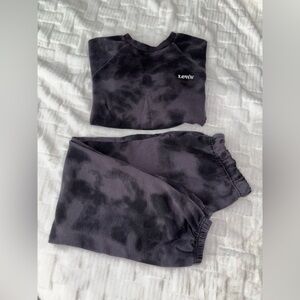 Levi's Women's Black Swear Set